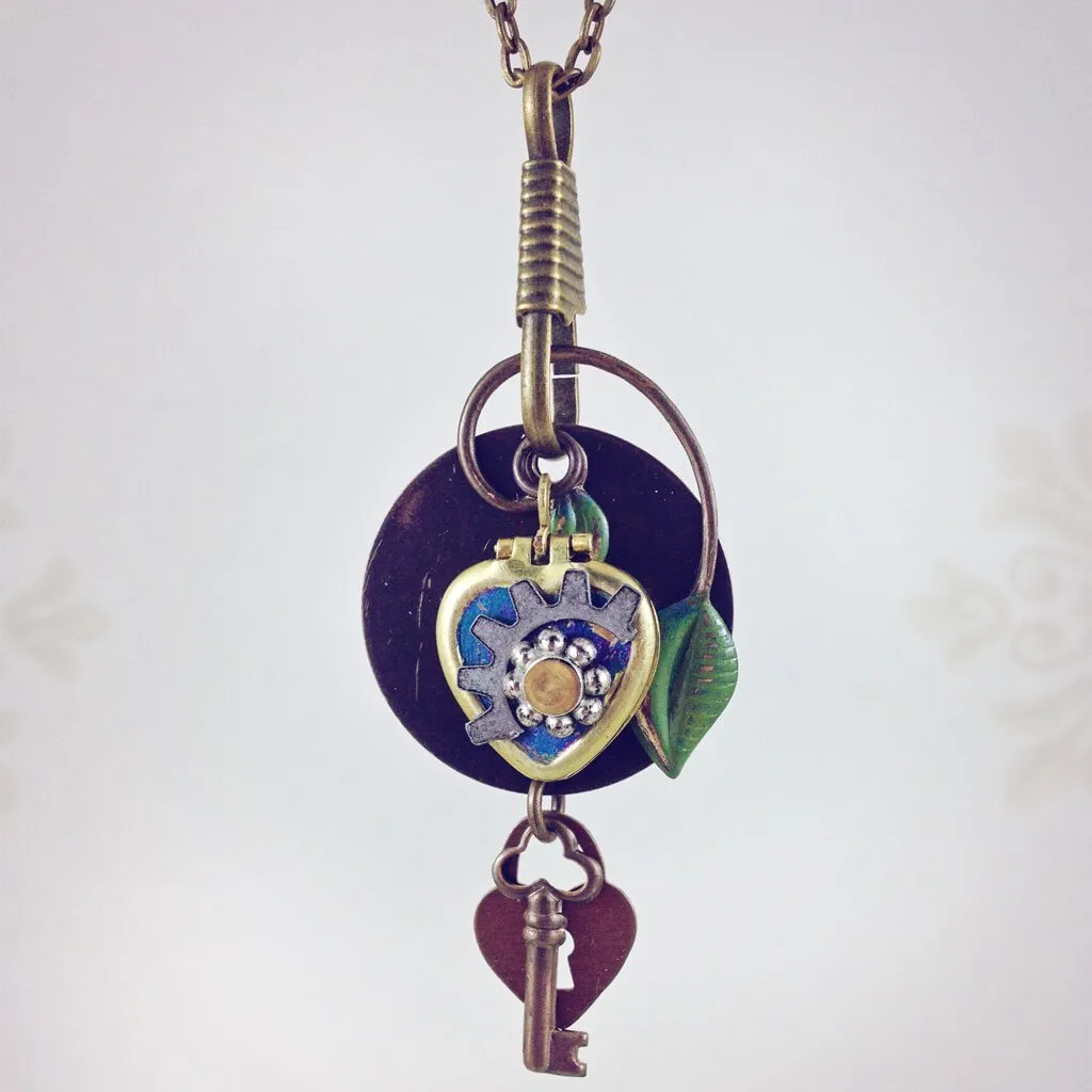 love locked // mini steampunk heart locket necklace