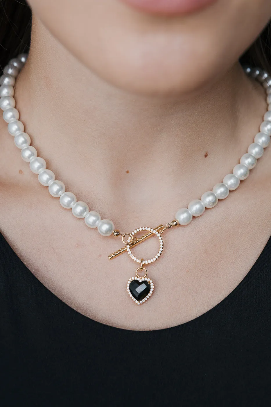 PEARL COLLAR NECKLACE