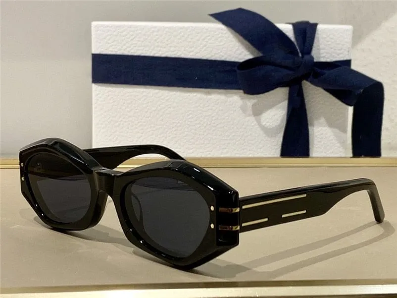 Women's Summer Sunglasses For Men and Women Signature B1U style Anti-Ultraviolet Retro Plate Full Frame Eyeglasses Random Box